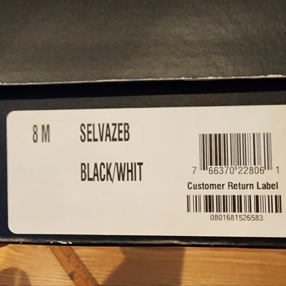 International concepts special edition pumps - Picture 9 of 9